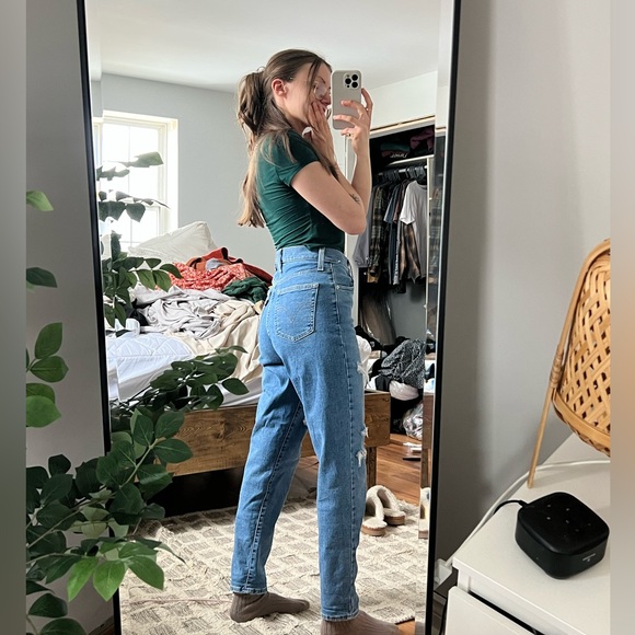 Levi’s mom jeans - Picture 5 of 5